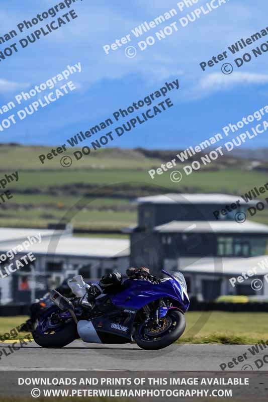 anglesey no limits trackday;anglesey photographs;anglesey trackday photographs;enduro digital images;event digital images;eventdigitalimages;no limits trackdays;peter wileman photography;racing digital images;trac mon;trackday digital images;trackday photos;ty croes